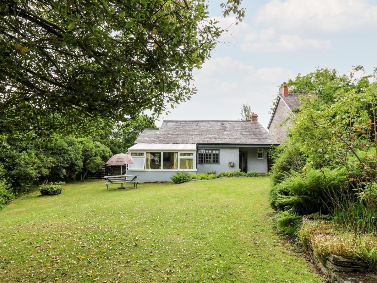 Maesgwyn Villa Cardigan Exterior photo